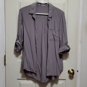 Button up collar rolled sleeve shirt